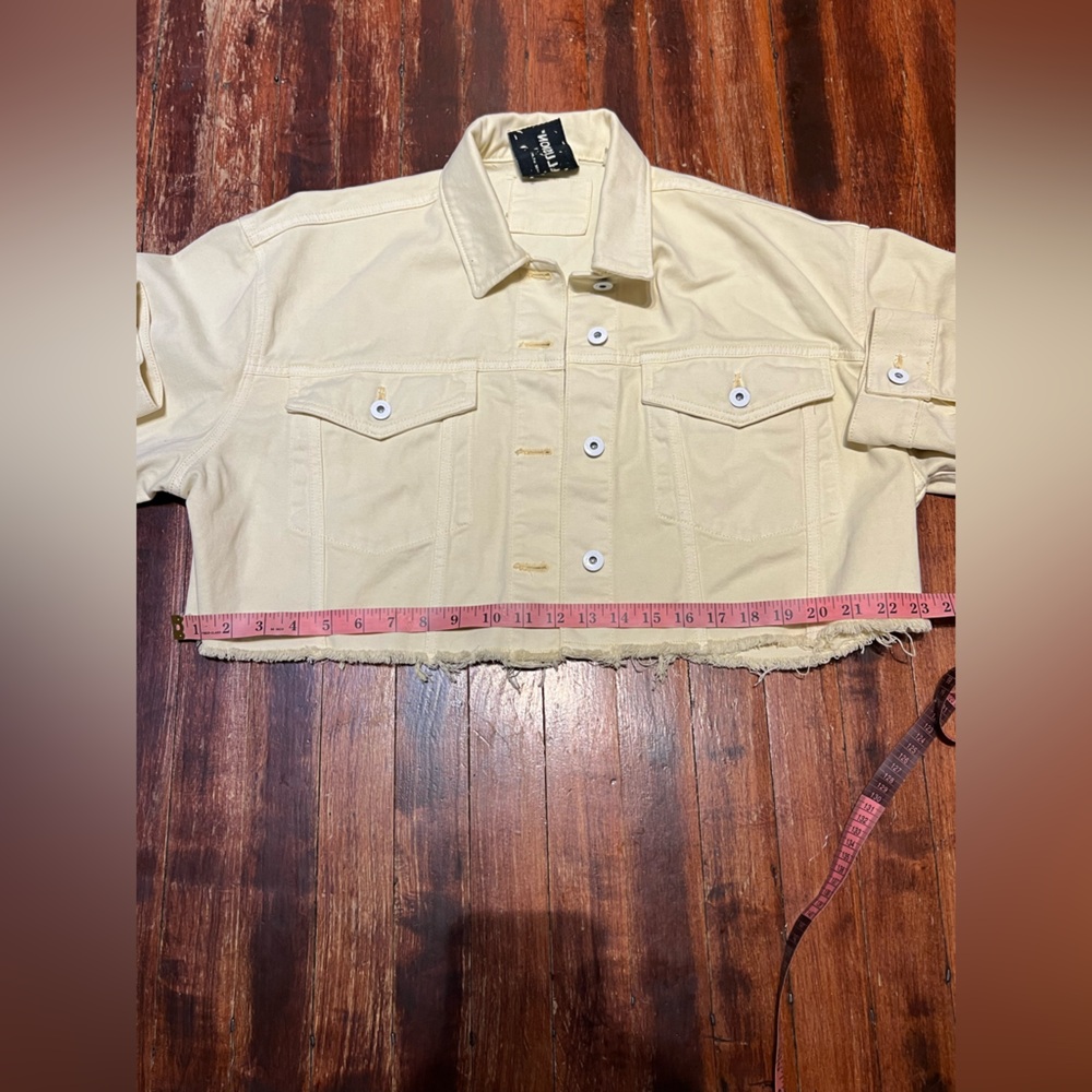 Fashion Nova Cream Jean Jacket Casual Style - Picture 8 of 10
